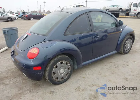 2000 Volkswagen New Beetle Gls z USA, uszkodzony, nr VIN 3VWCC21C6YM431702
